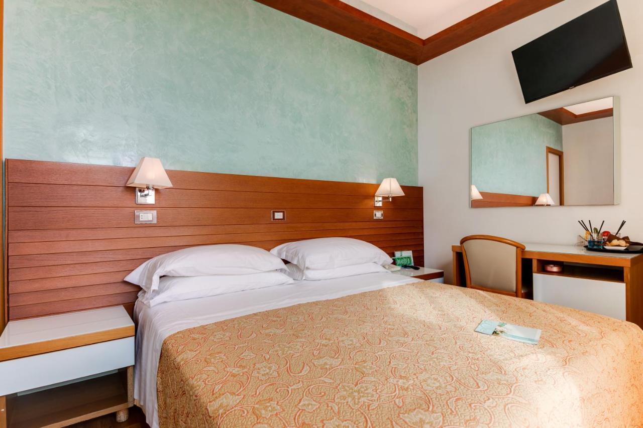 Hotel Margareth Riccione Exteriér fotografie