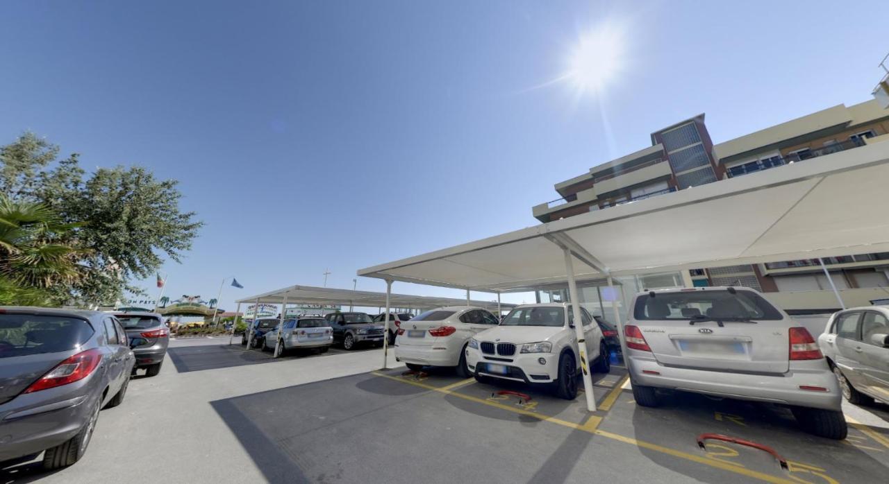 Hotel Margareth Riccione Exteriér fotografie