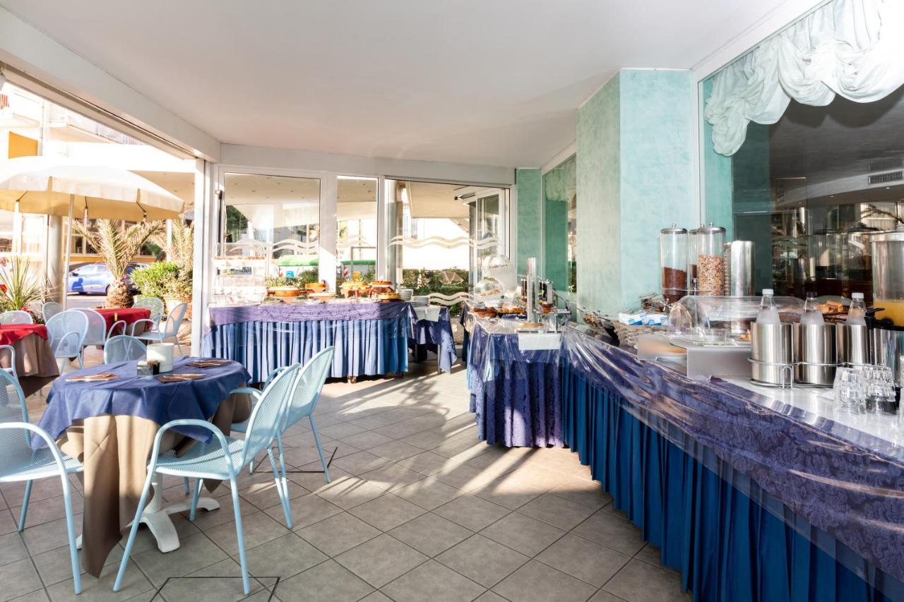 Hotel Margareth Riccione Exteriér fotografie