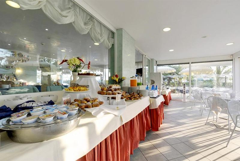 Hotel Margareth Riccione Exteriér fotografie